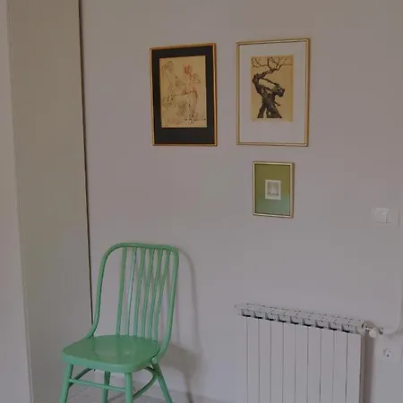 Apartma Na Trati * Изола