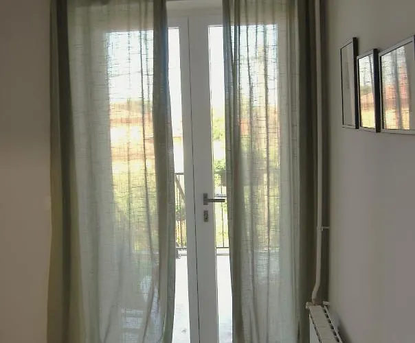 Apartma Na Trati 伊佐拉