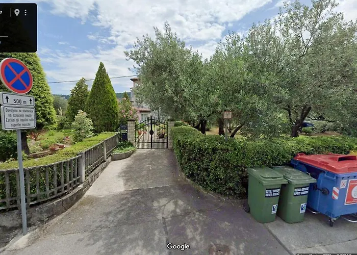 Apartma Na Trati 伊佐拉